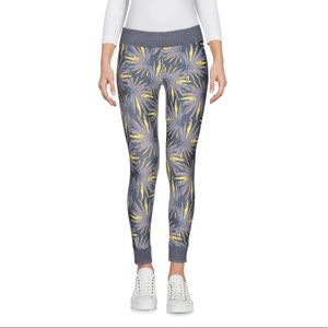 NWT Maaji leggings XS